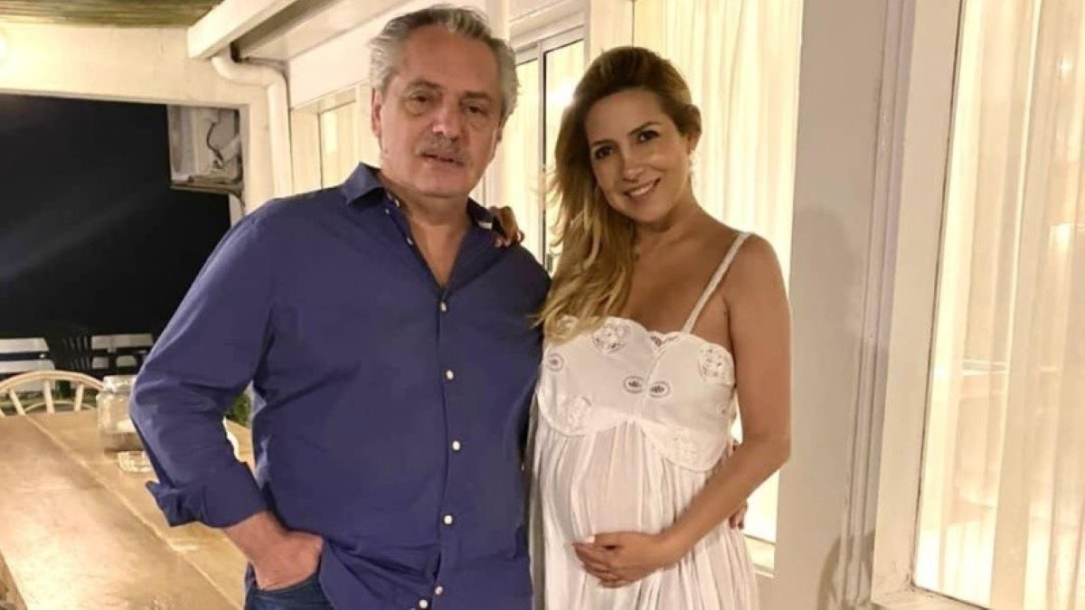 Alberto Fernández recibió el año nuevo junto a Fabiola Yañez.