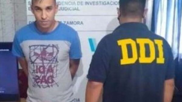 El hijo del cantante Antonio Ríos detenido por abuso a una menor.